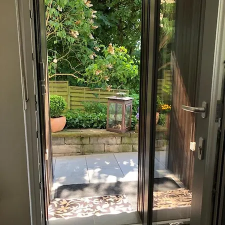 Apartment-47 * פולדה